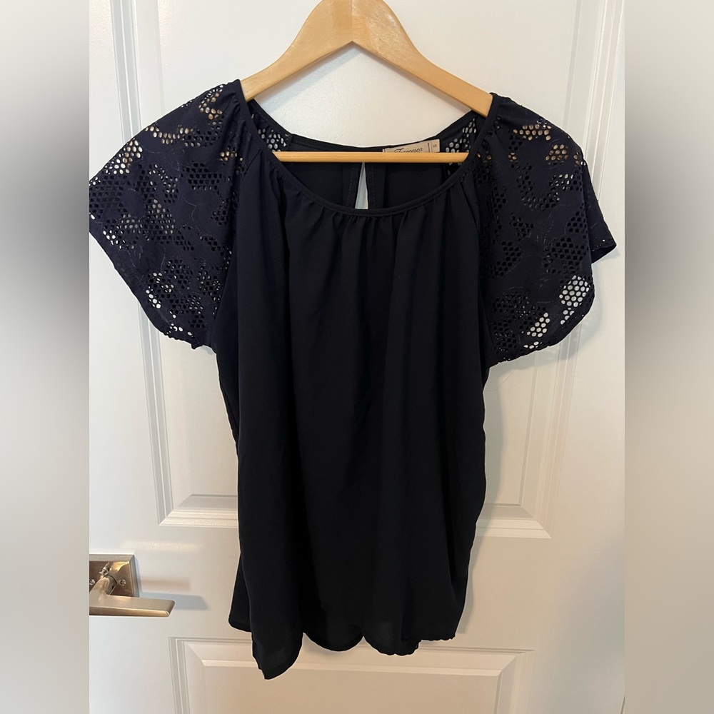 Francesca navy blue blouse, size small with lace sleeves